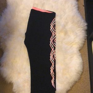 NWOT capris leggings!